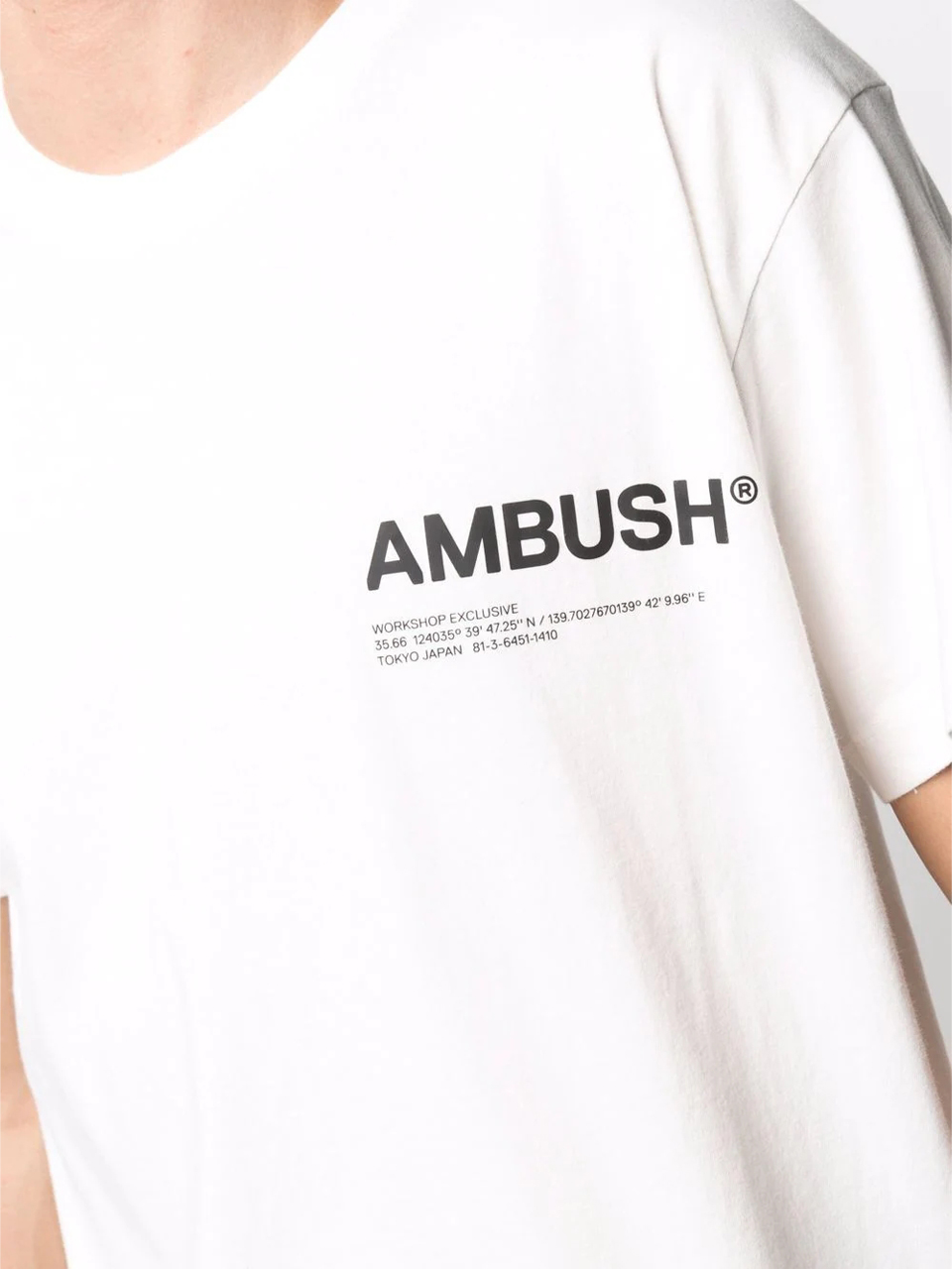 Imagem de: Camiseta AMBUSH Branca com Logo