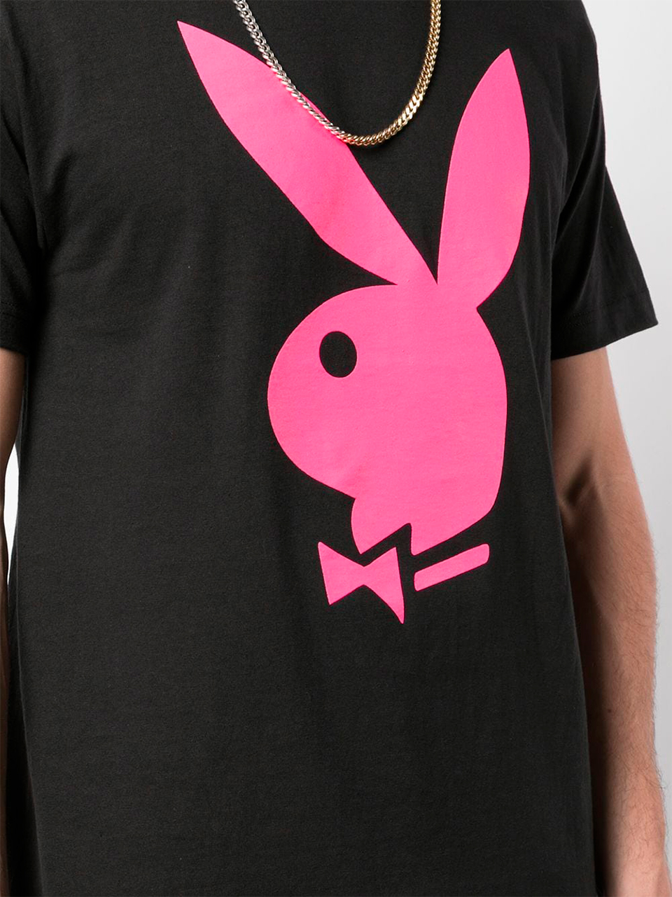 Imagem de: Camiseta Anti Social Social Club Preta com Estampa Playboy Rosa