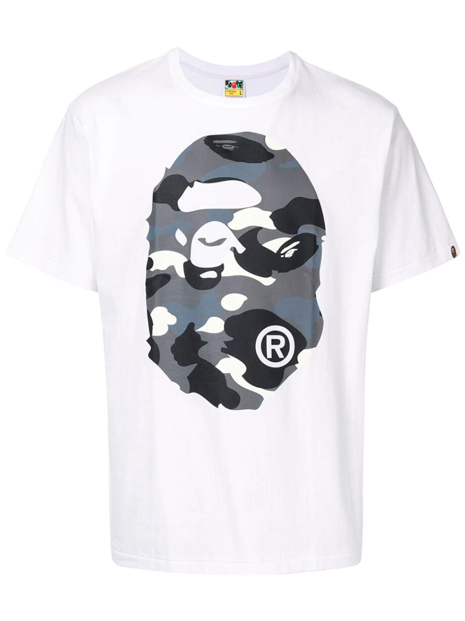 Imagem de: Camiseta BAPE Branca com Logo Grande Camo Cinza