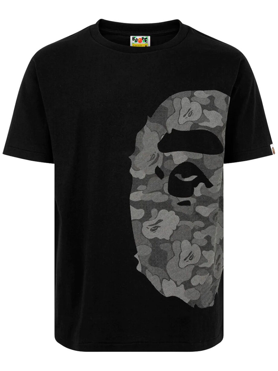 Imagem de: Camiseta BAPE Preta Logo Refletivo