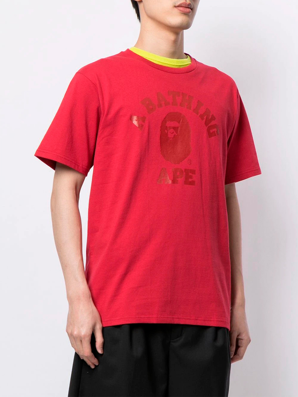 Imagem de: Camiseta BAPE Vermelha com Logo