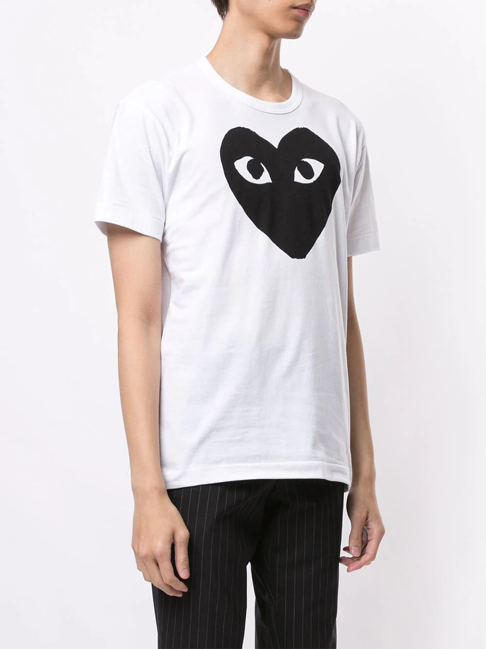 Imagem de: Camiseta Comme Des Garçons Branca com Logo Coração Preto