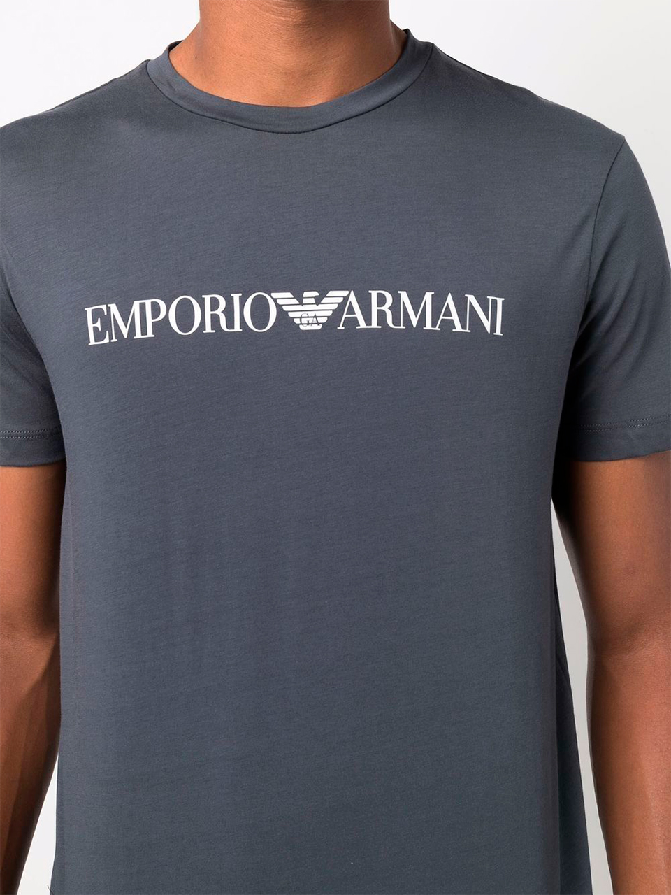 Imagem de: Camiseta Emporio Armani Cinza com Logo Branca