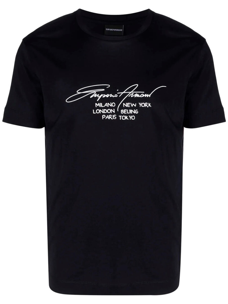 Imagem de: Camiseta Emporio Armani Preta com Estampa Gráfica