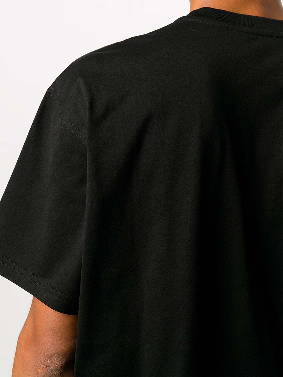 Imagem de: Camiseta Givenchy Preta com Logo Abstrato