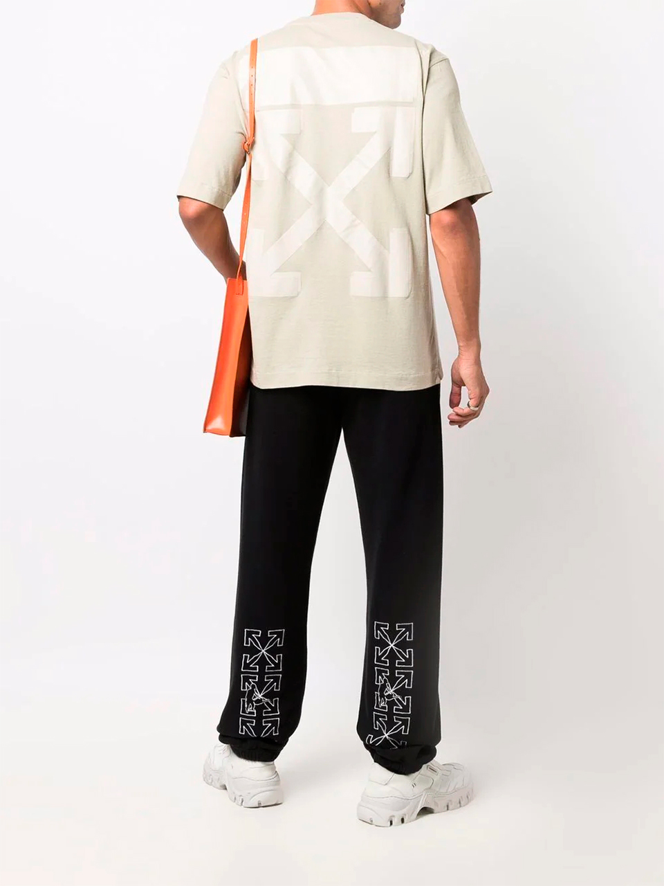 Imagem de: Camiseta Off-White Bege com Estampa Setas
