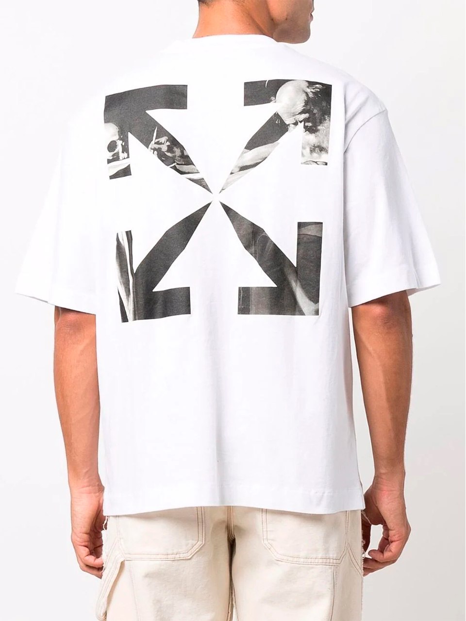 Imagem de: Camiseta Off-White Branca com Estampa Setas Caravaggio