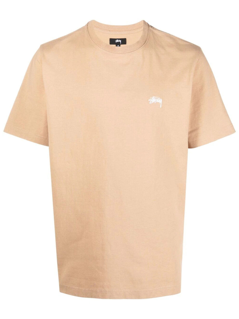 Imagem de: Camiseta Stussy Bege com Logo Bordado