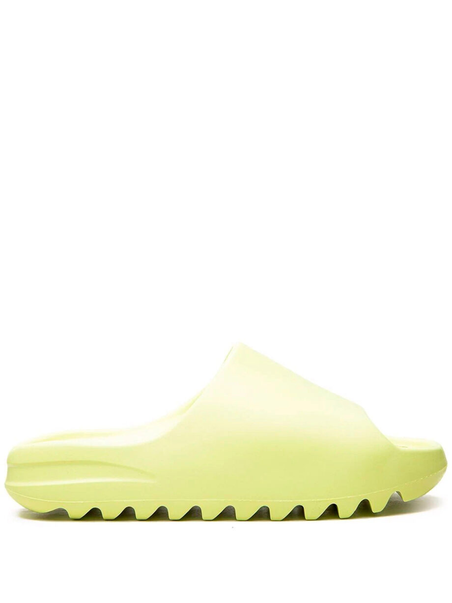 Imagem de: Chinelo Adidas Yeezy Slide Glow Green
