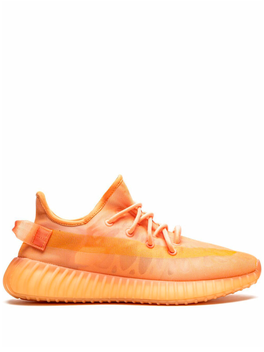 Imagem de: Tênis Adidas Yeezy Boost 350 V2