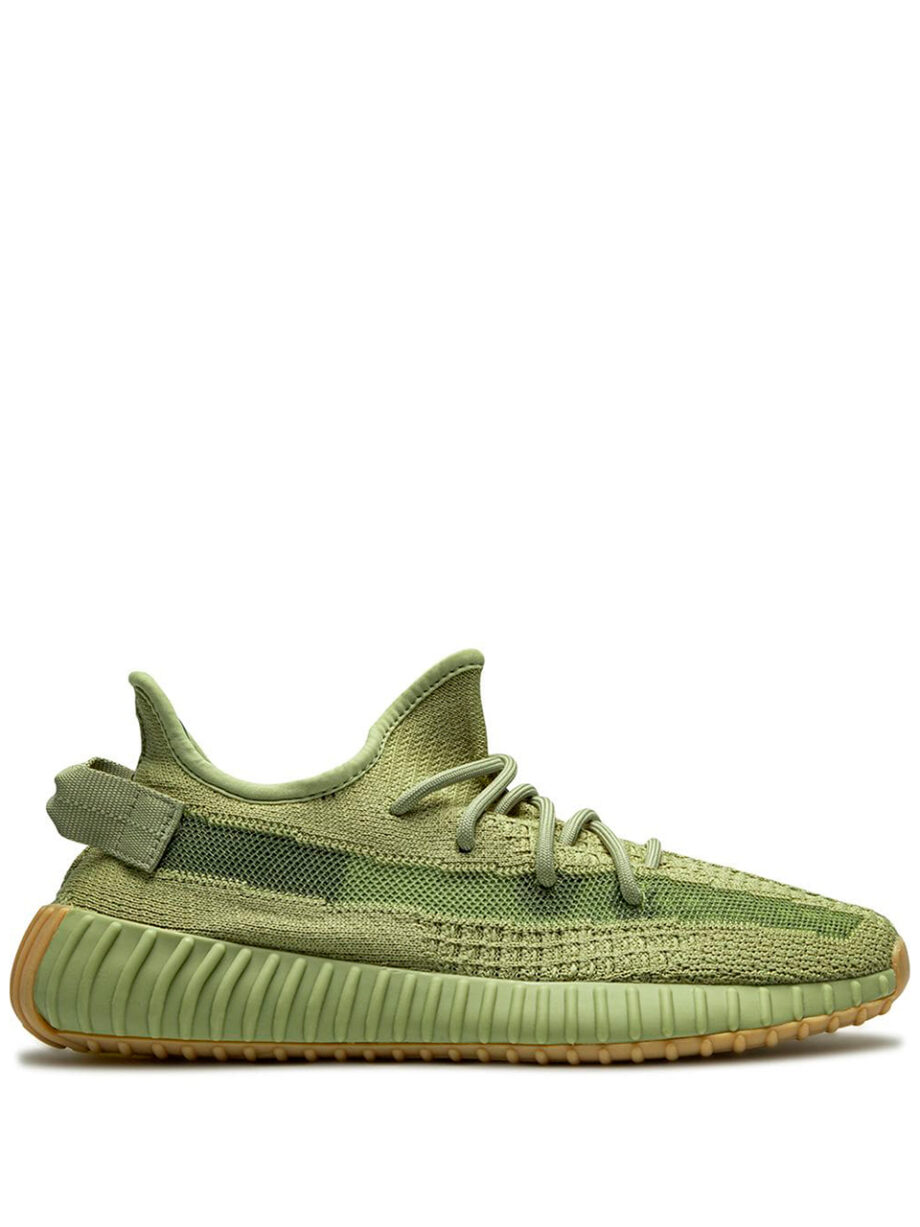Imagem de: Tênis Adidas Yeezy Boost 350 V2 Verde