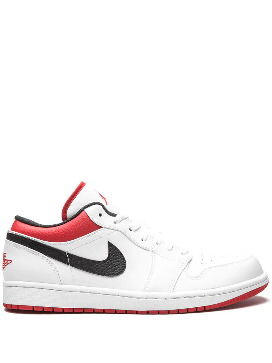 Imagem de: Tênis Nike Air Jordan 1 Low Branco e Vermelho