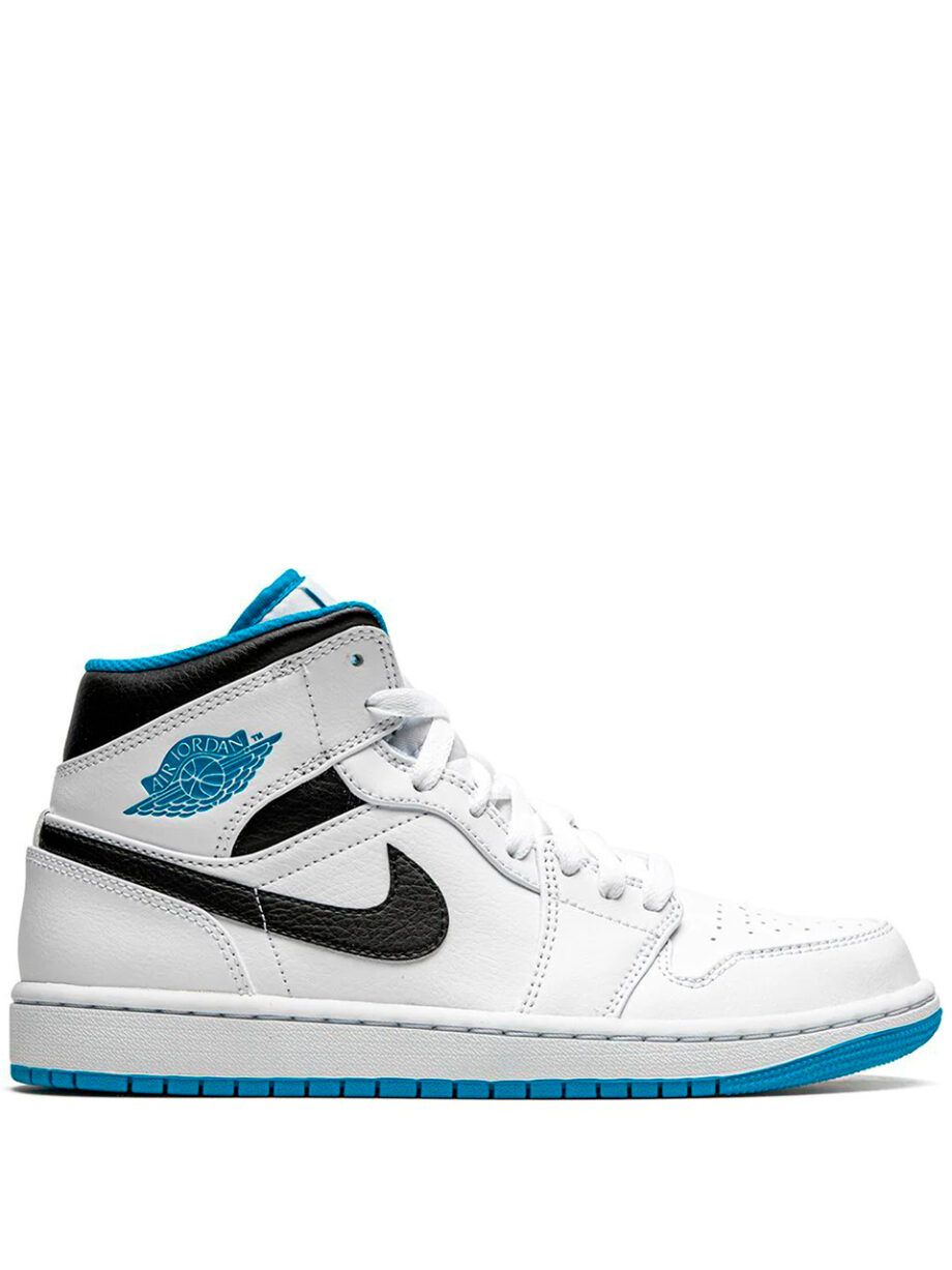 Imagem de: Tênis Nike Air Jordan 1 Mid Branco e Azul