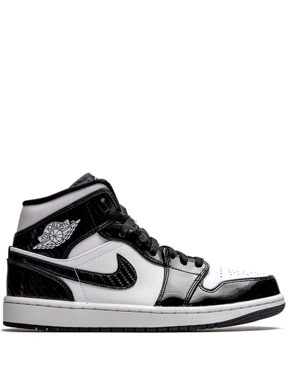 Imagem de: Tênis Nike Air Jordan 1 Mid Preto Brilhante